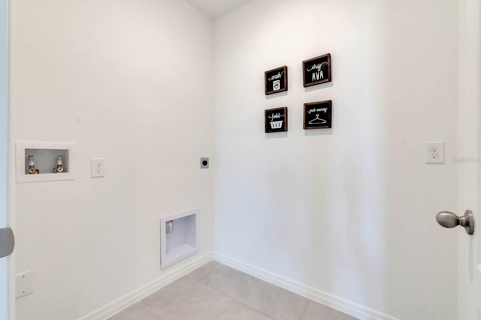 EAGLE HAMMOCK - Residential