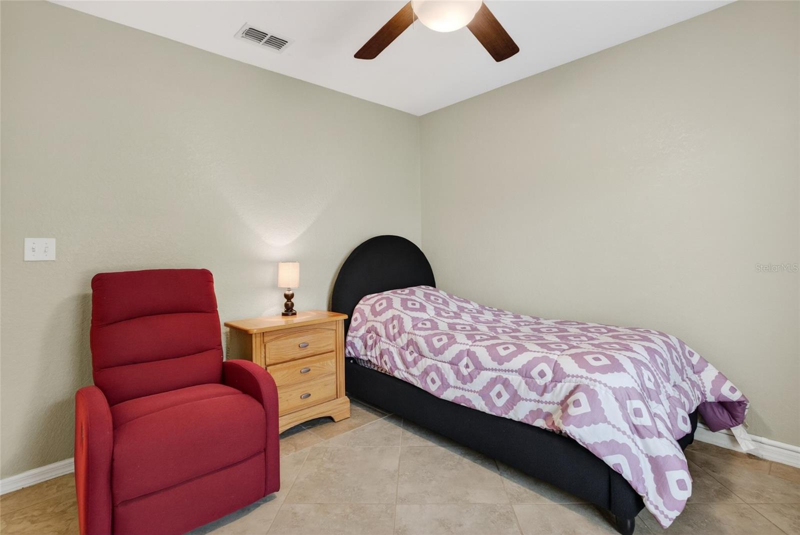 SILVER SPGS SHORES UN 07 - Residential