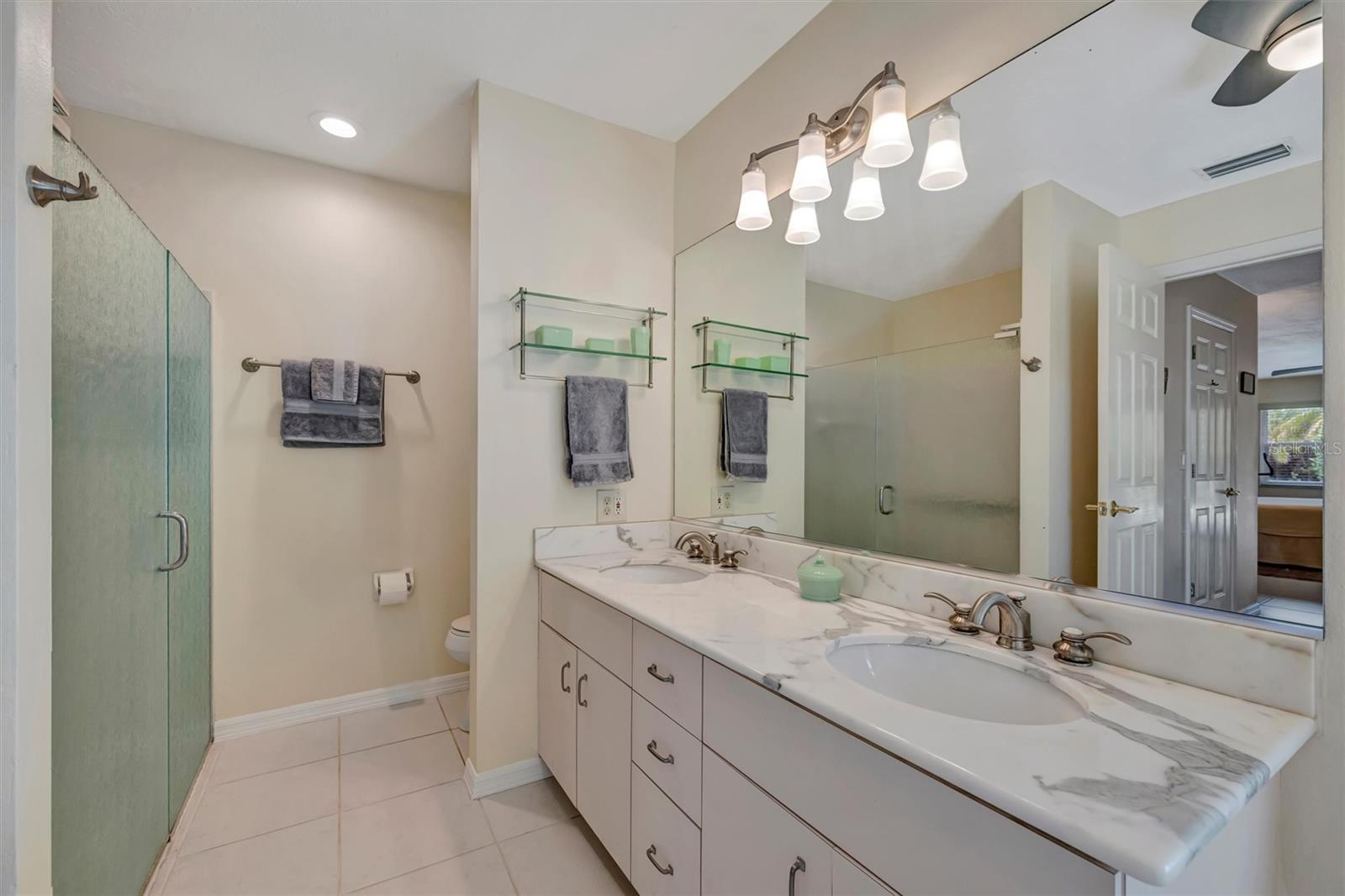 MISTY OAKS - Residential