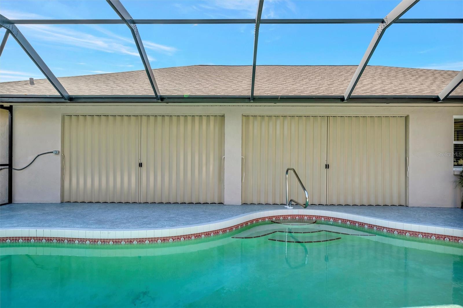 MISTY OAKS - Residential