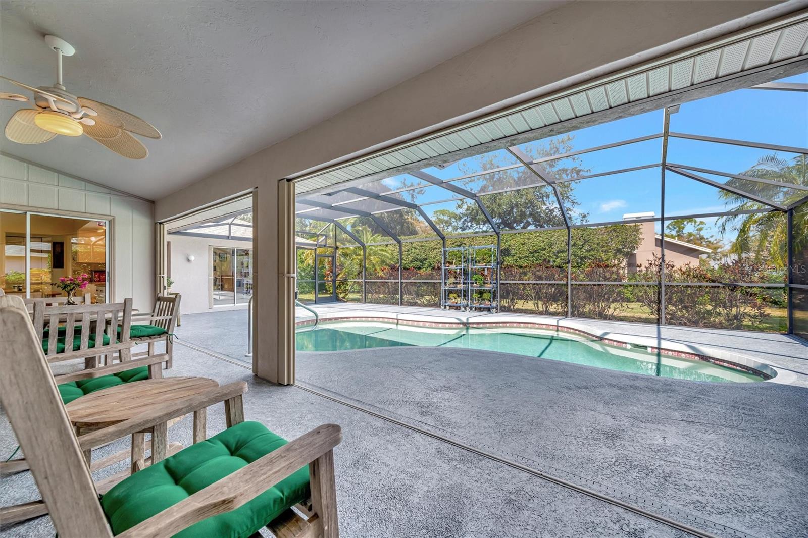 MISTY OAKS - Residential