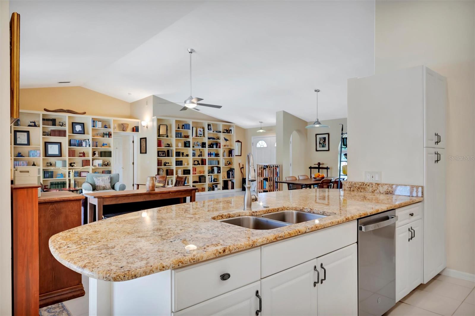 MISTY OAKS - Residential