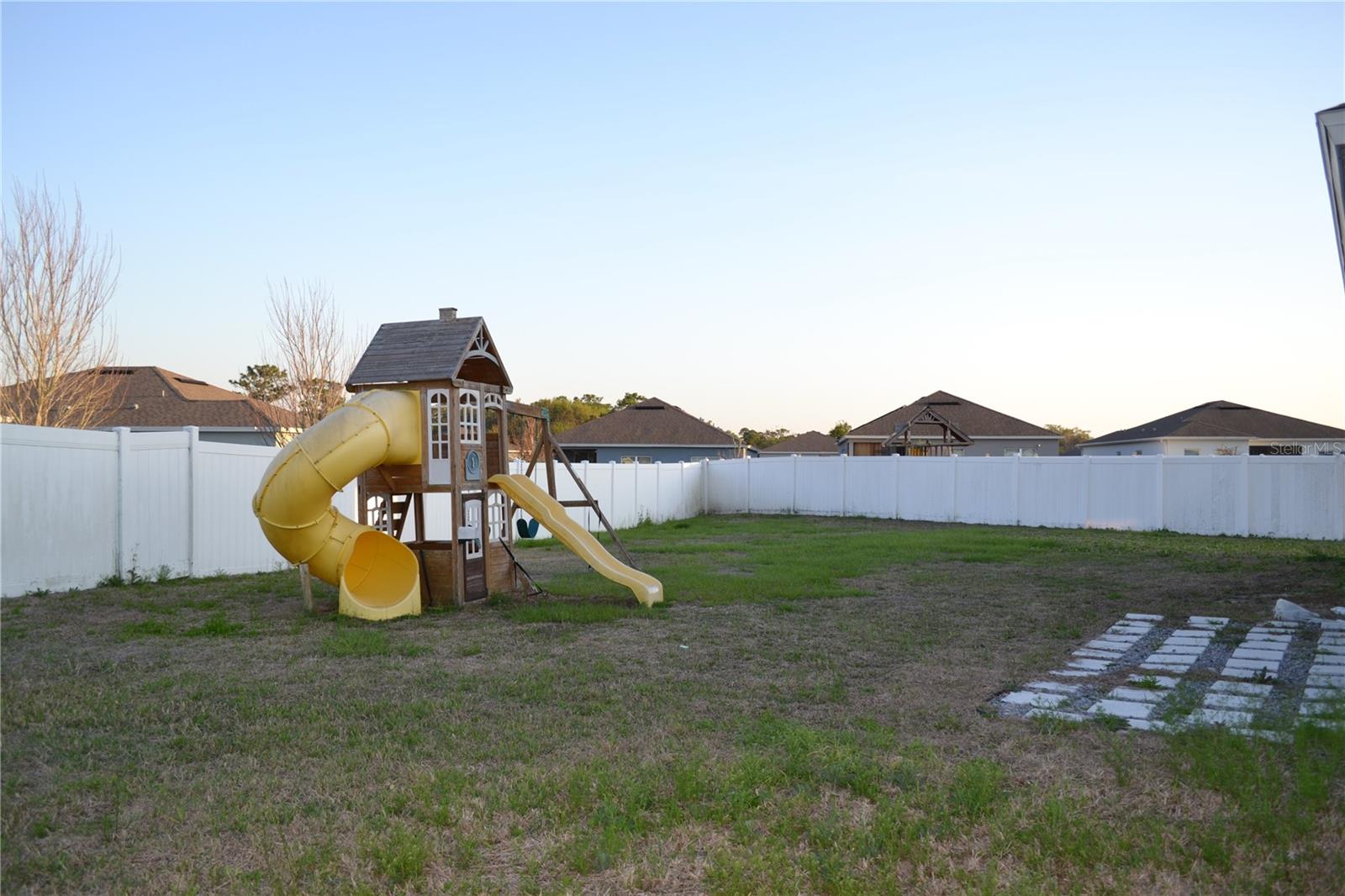 FERNANDA PLACE PH 2 - Residential