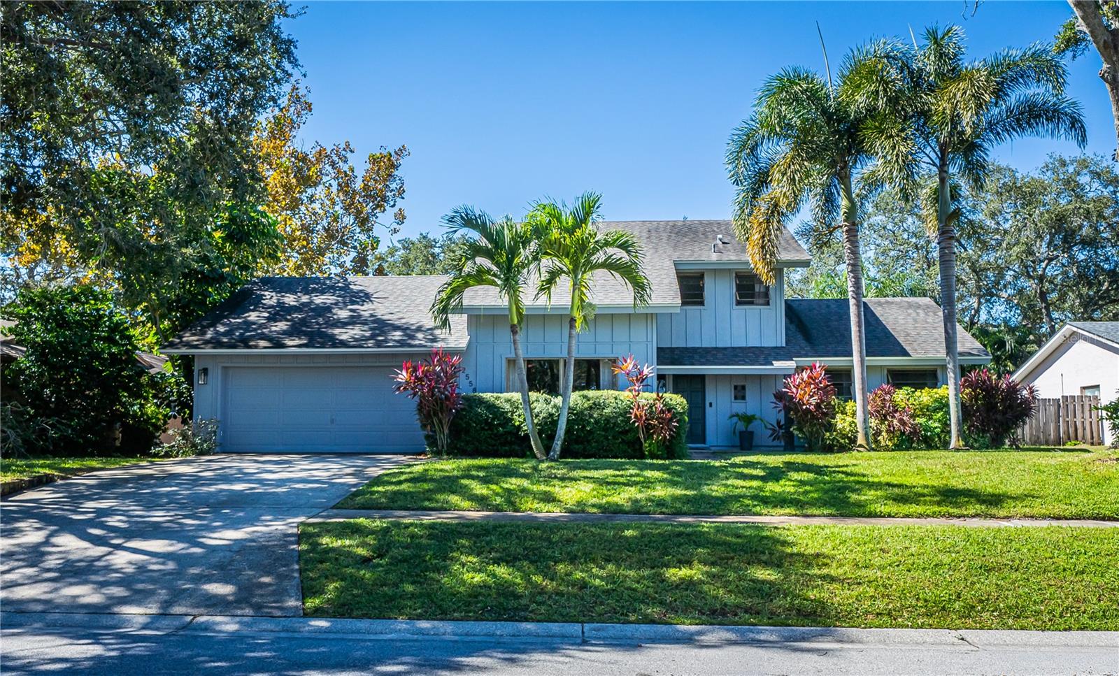 2558 KNOTTY PINE WAY