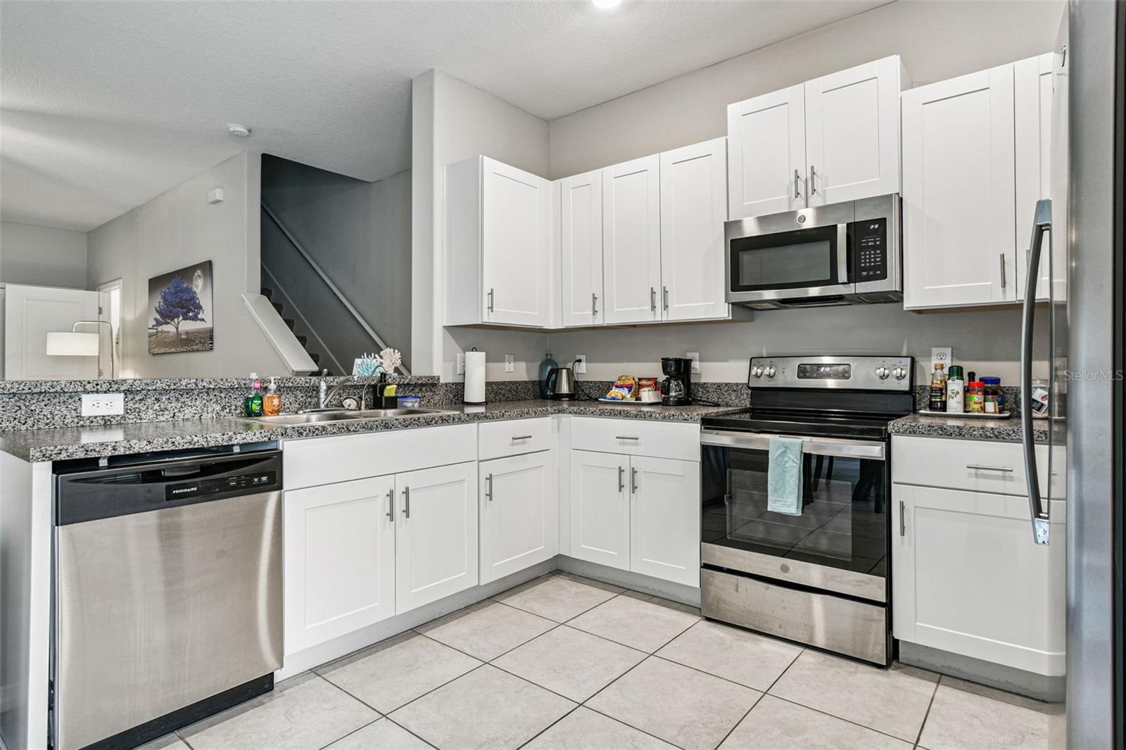 TOUCHSTONE TRACTS B-F PH 7 - Residential Lease