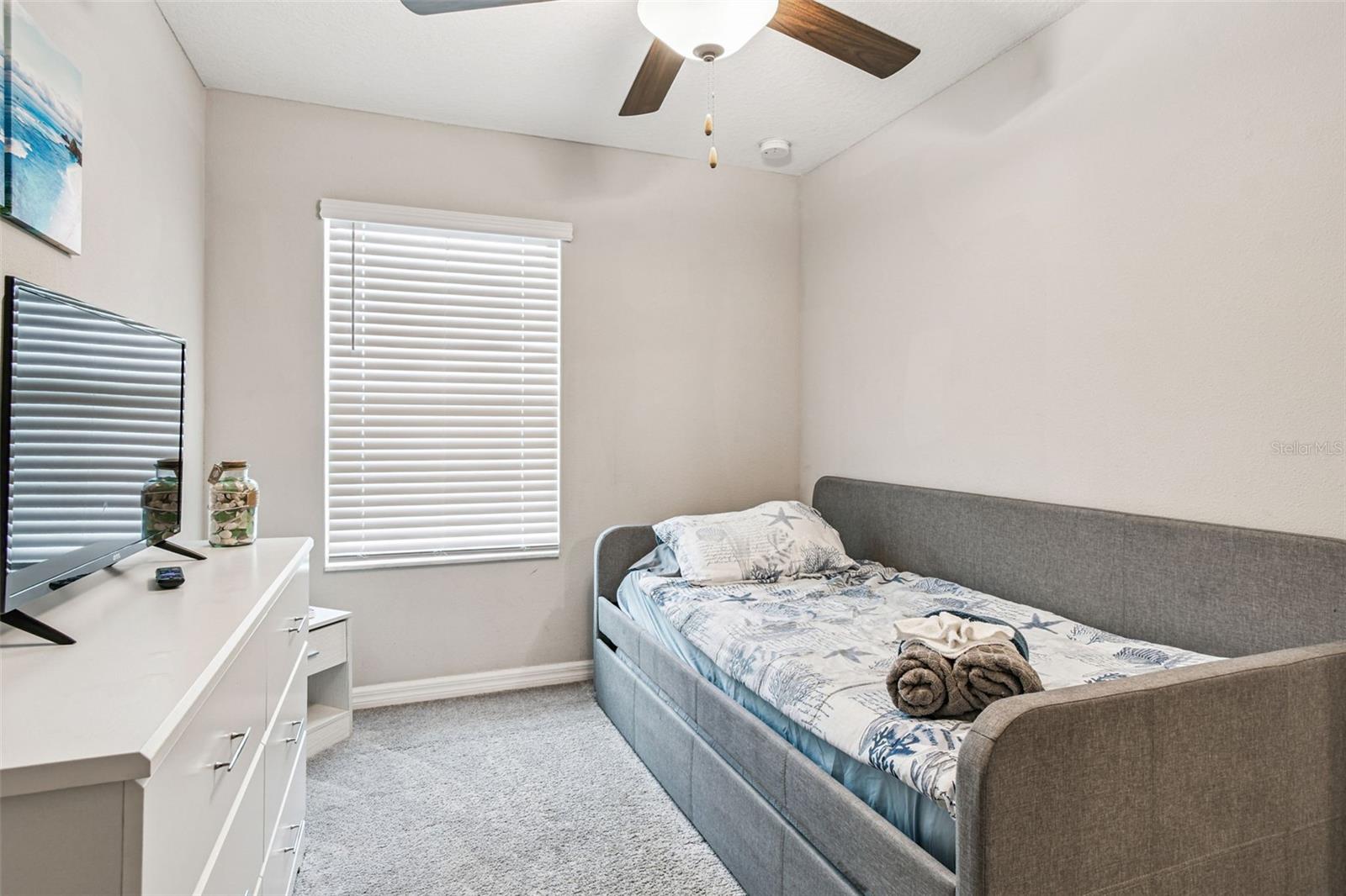 TOUCHSTONE TRACTS B-F PH 7 - Residential Lease