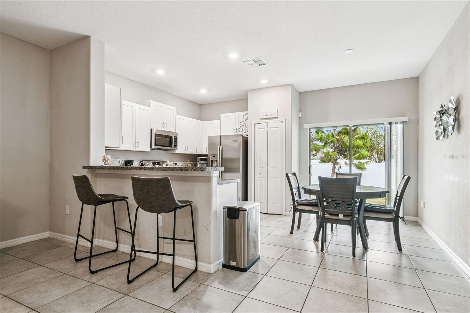 TOUCHSTONE TRACTS B-F PH 7 - Residential Lease