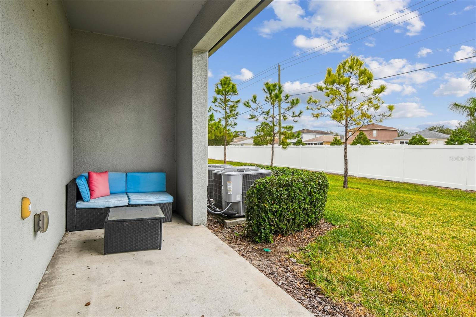 TOUCHSTONE TRACTS B-F PH 7 - Residential Lease