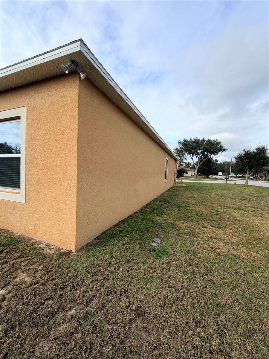 MASCOTTE LAKE JACKSON RIDGE PH 01 - Residential Lease