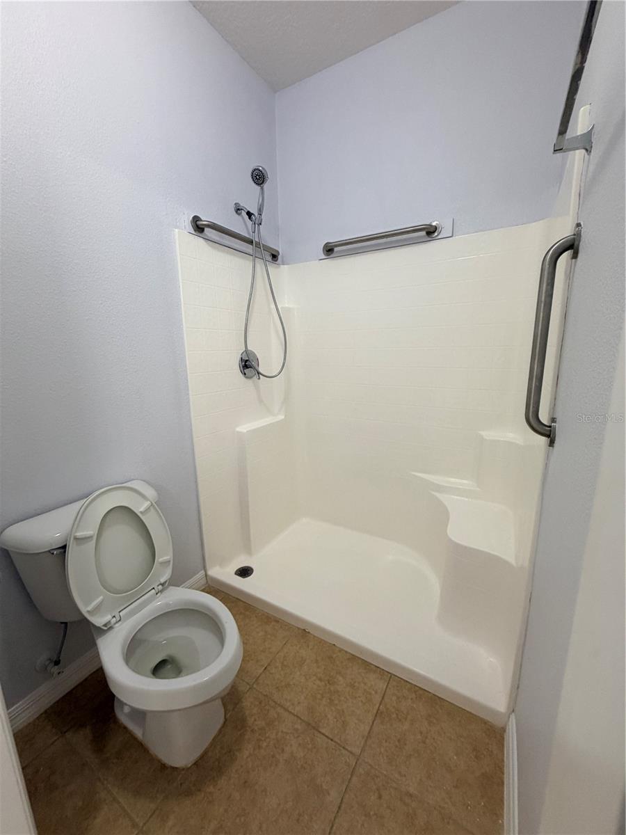 MASCOTTE LAKE JACKSON RIDGE PH 01 - Residential Lease