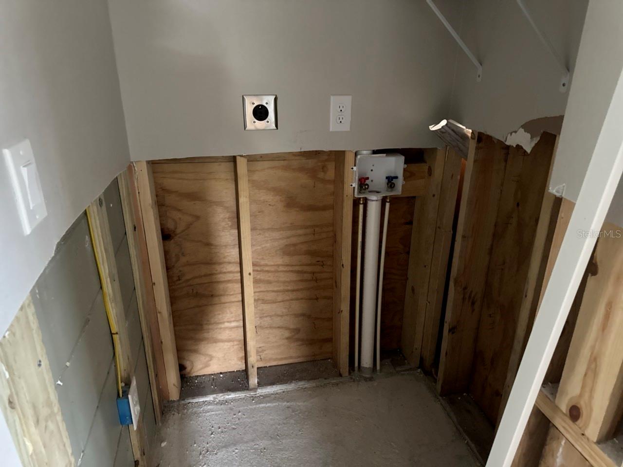 SHORE ACRES OVERLOOK SEC - Residential