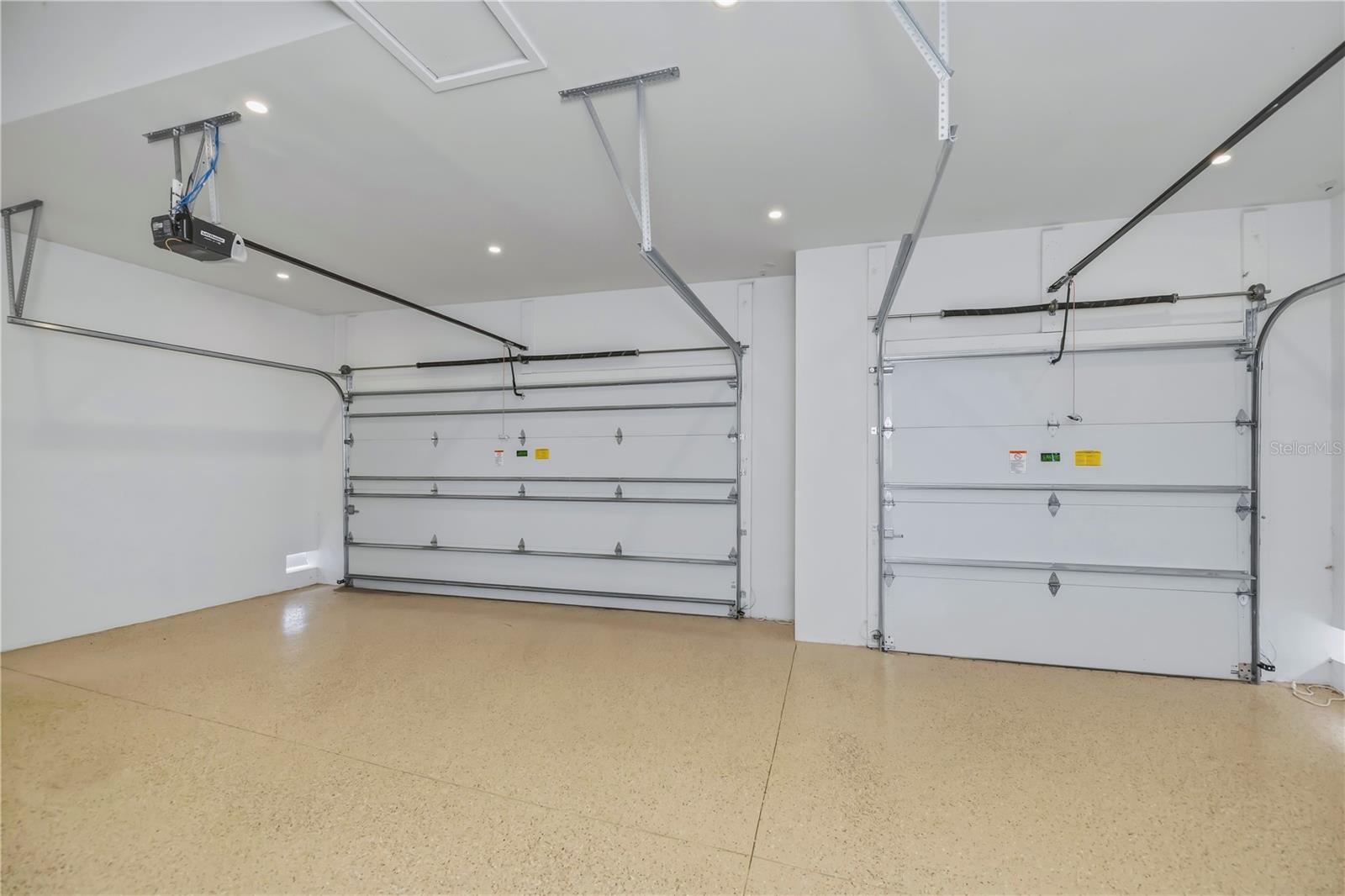 ROTONDA MEADOWS - Residential