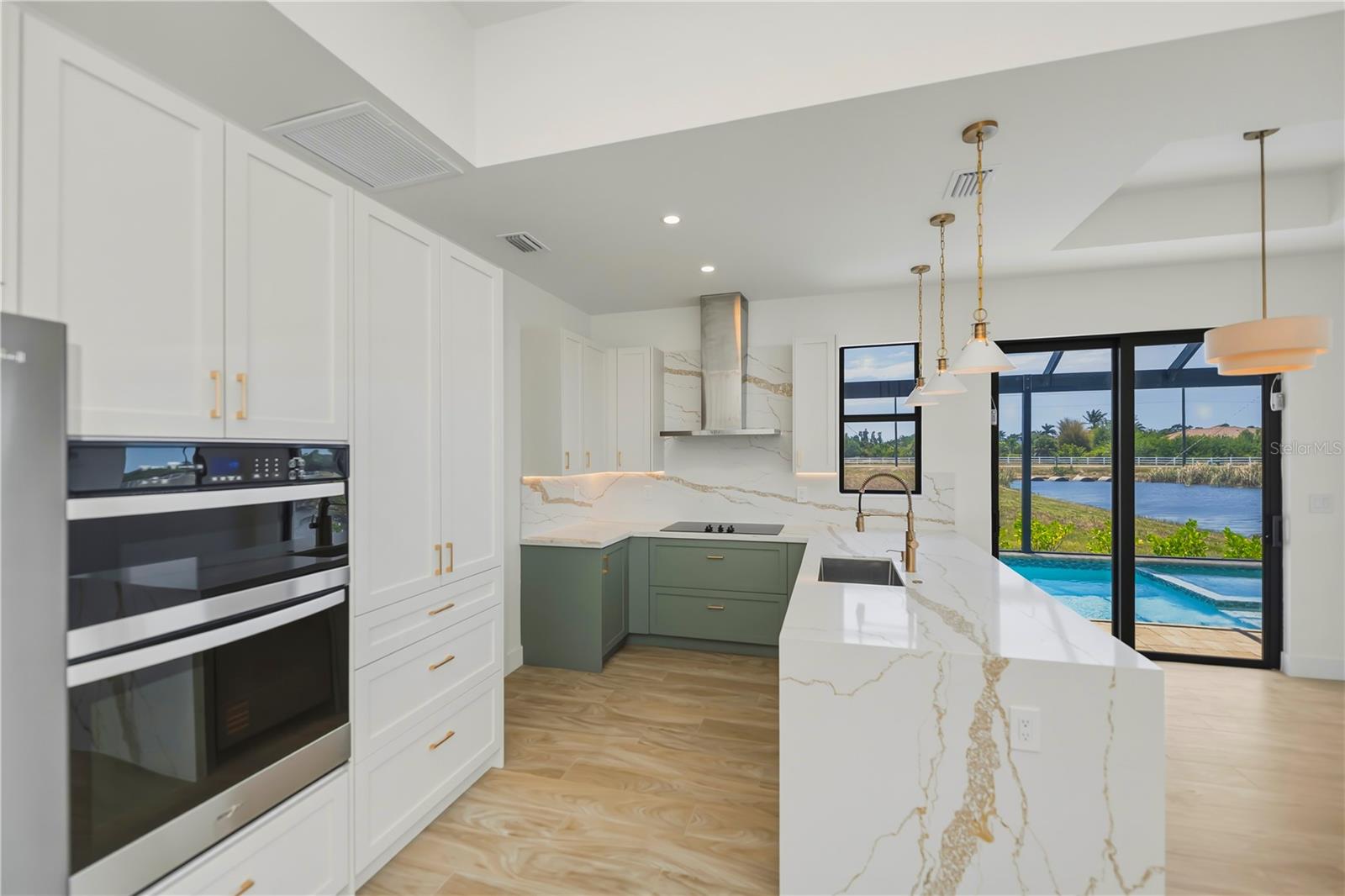 ROTONDA MEADOWS - Residential