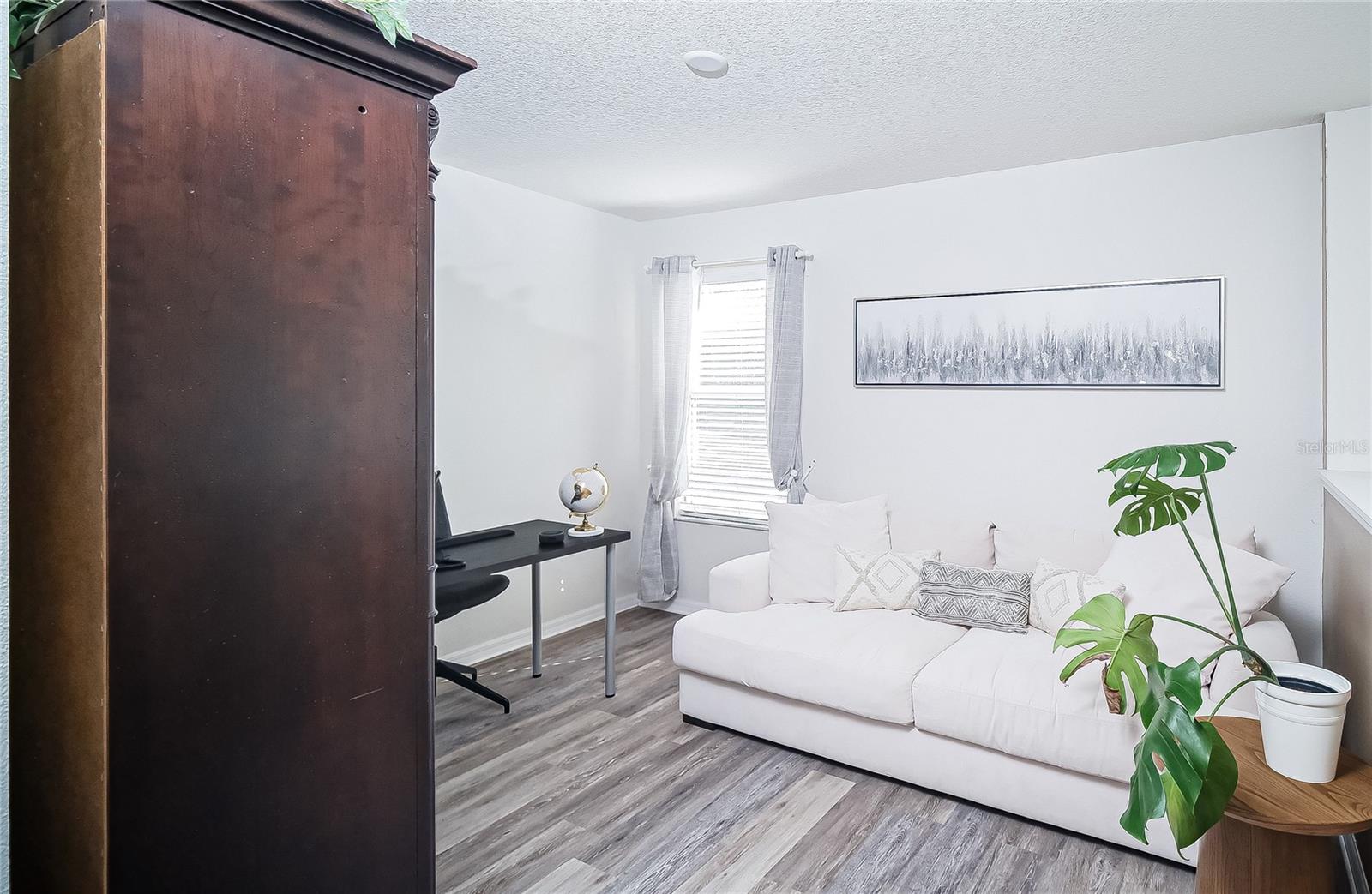 VERANDA PALMS - Residential Lease