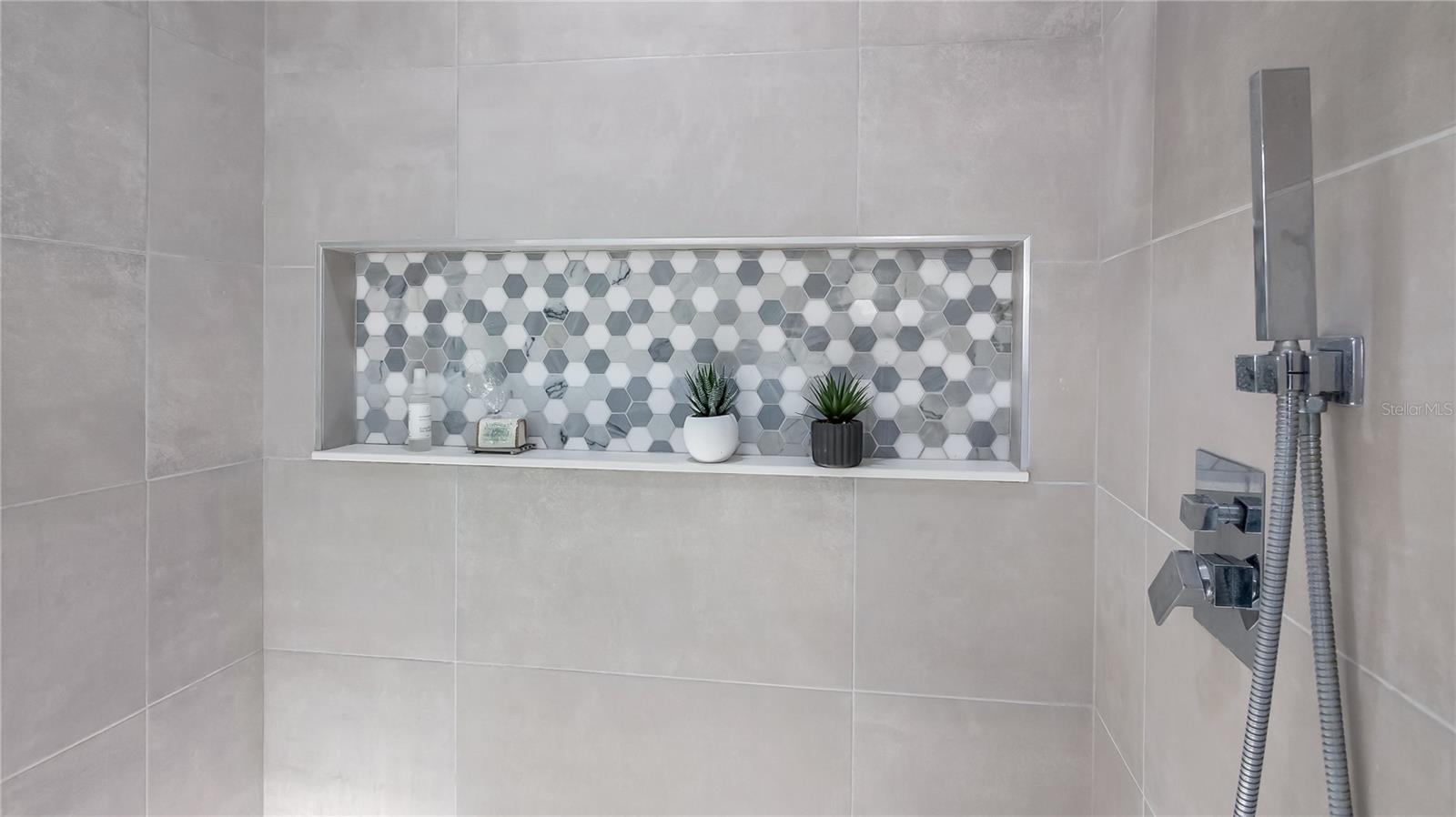 PLANTATION AT LEESBURG GOLFVIEW - Residential