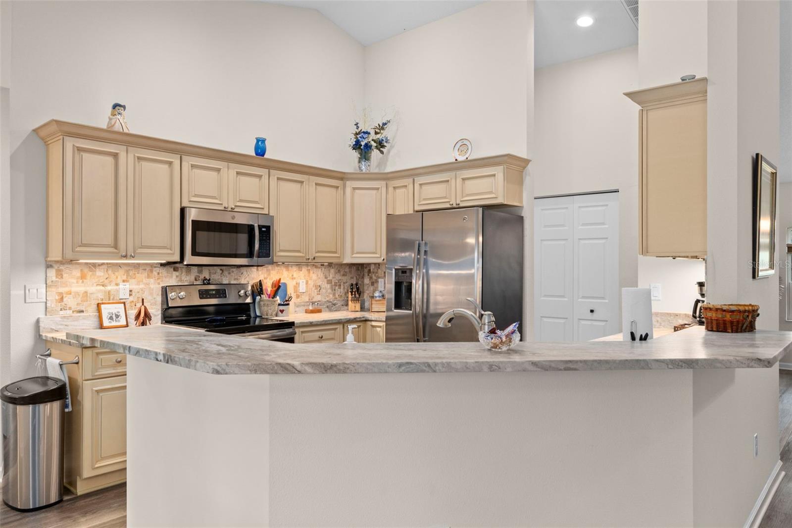 CITRUS SPGS UNIT 12 - Residential