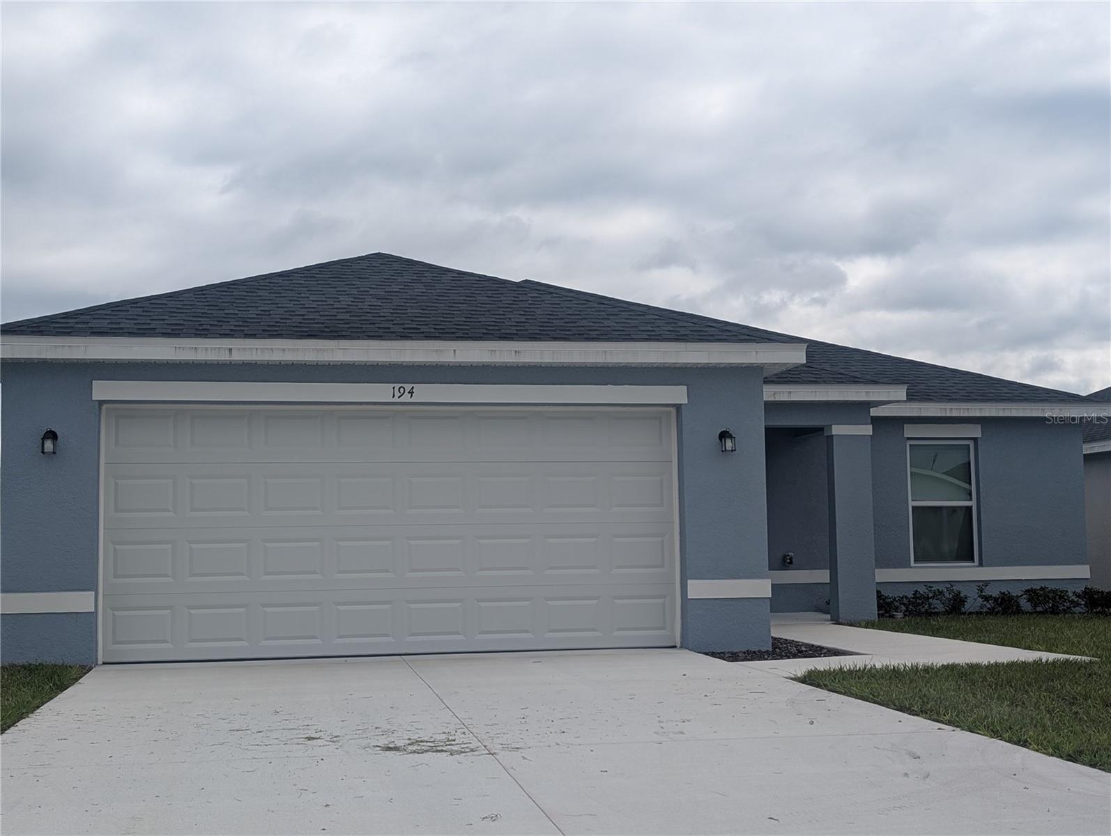 LAKE ELLA ESTATES - Residential Lease