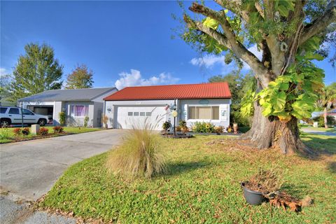 Photo of 273 Mariposa St, Winter Haven, FL 33884 (MLS # P4937047)