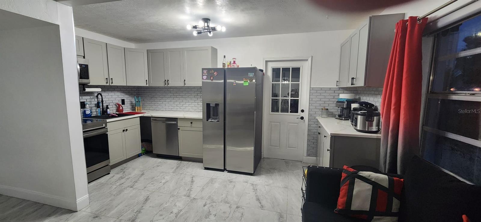 BEL AIR HEIGHTS - Residential