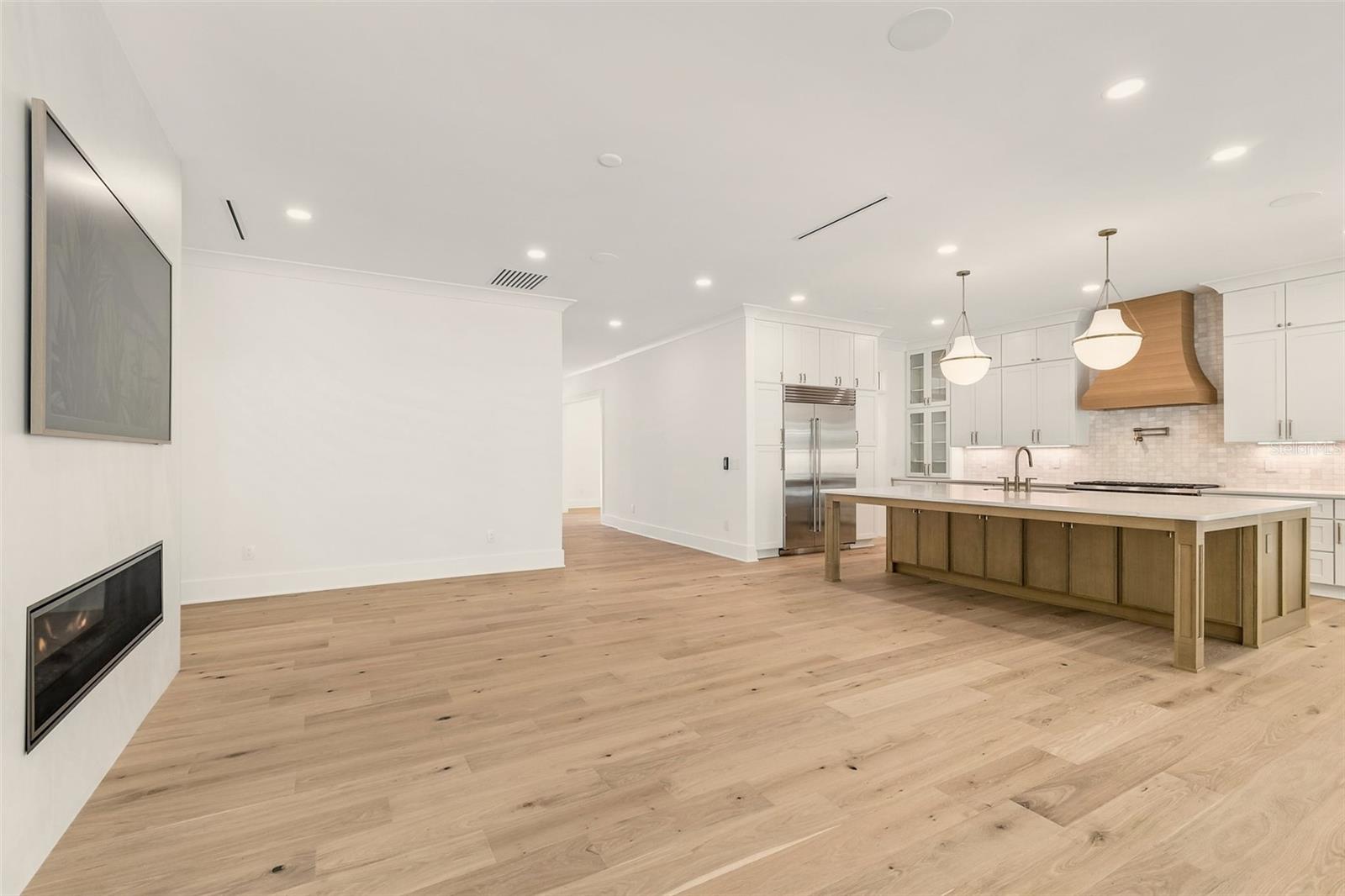 BEL MAR REV UNIT 7 - Residential