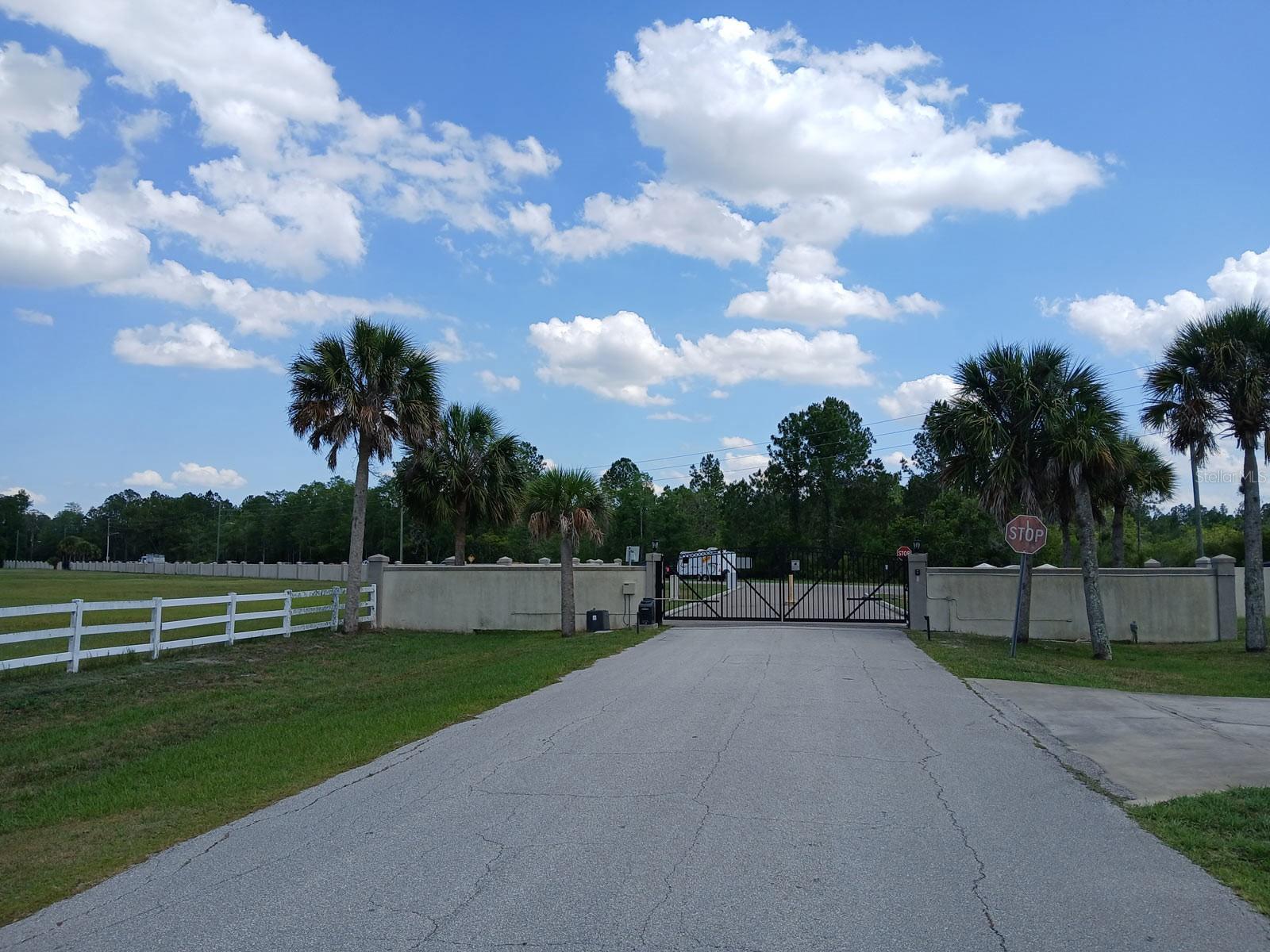 1102 HIDDEN PALMS DRIVE