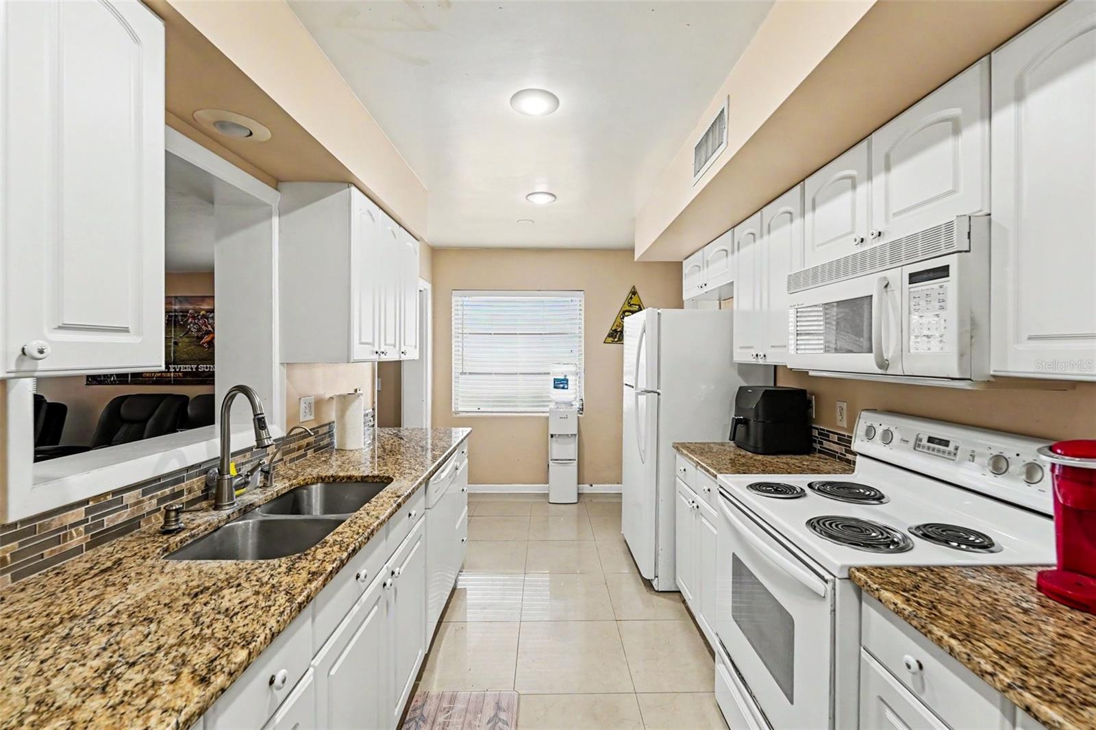 GULF TO BAY ESTATES - Residential