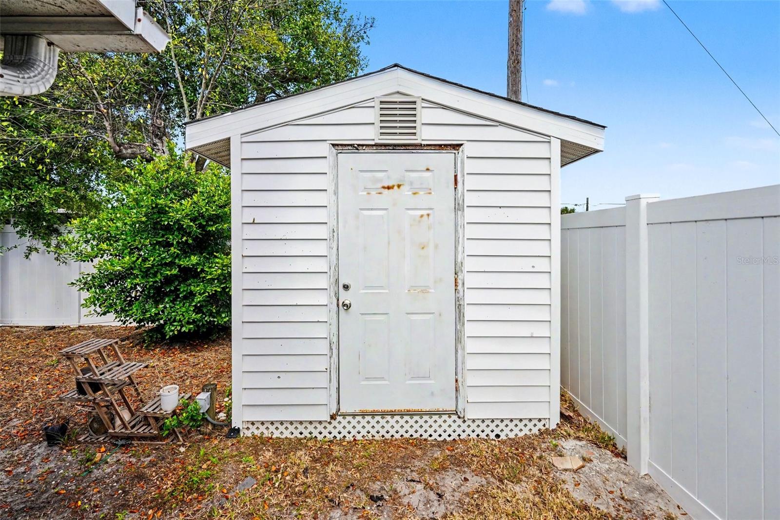 GULF TO BAY ESTATES - Residential