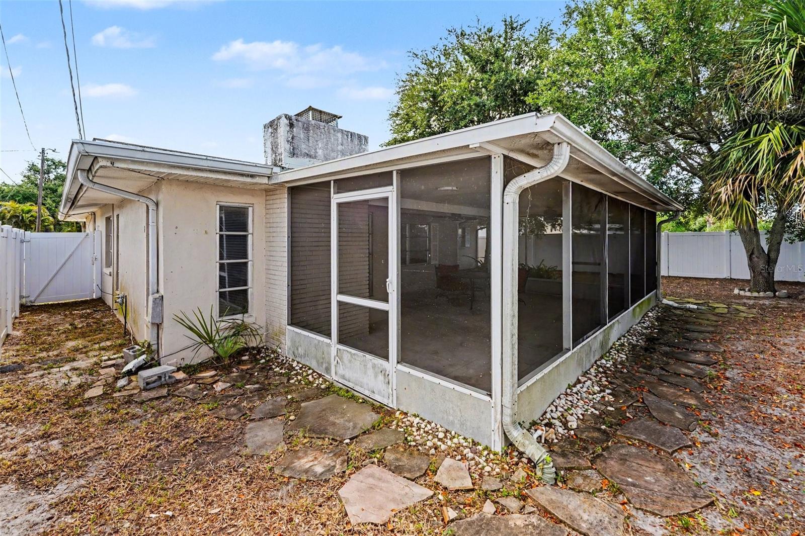 GULF TO BAY ESTATES - Residential