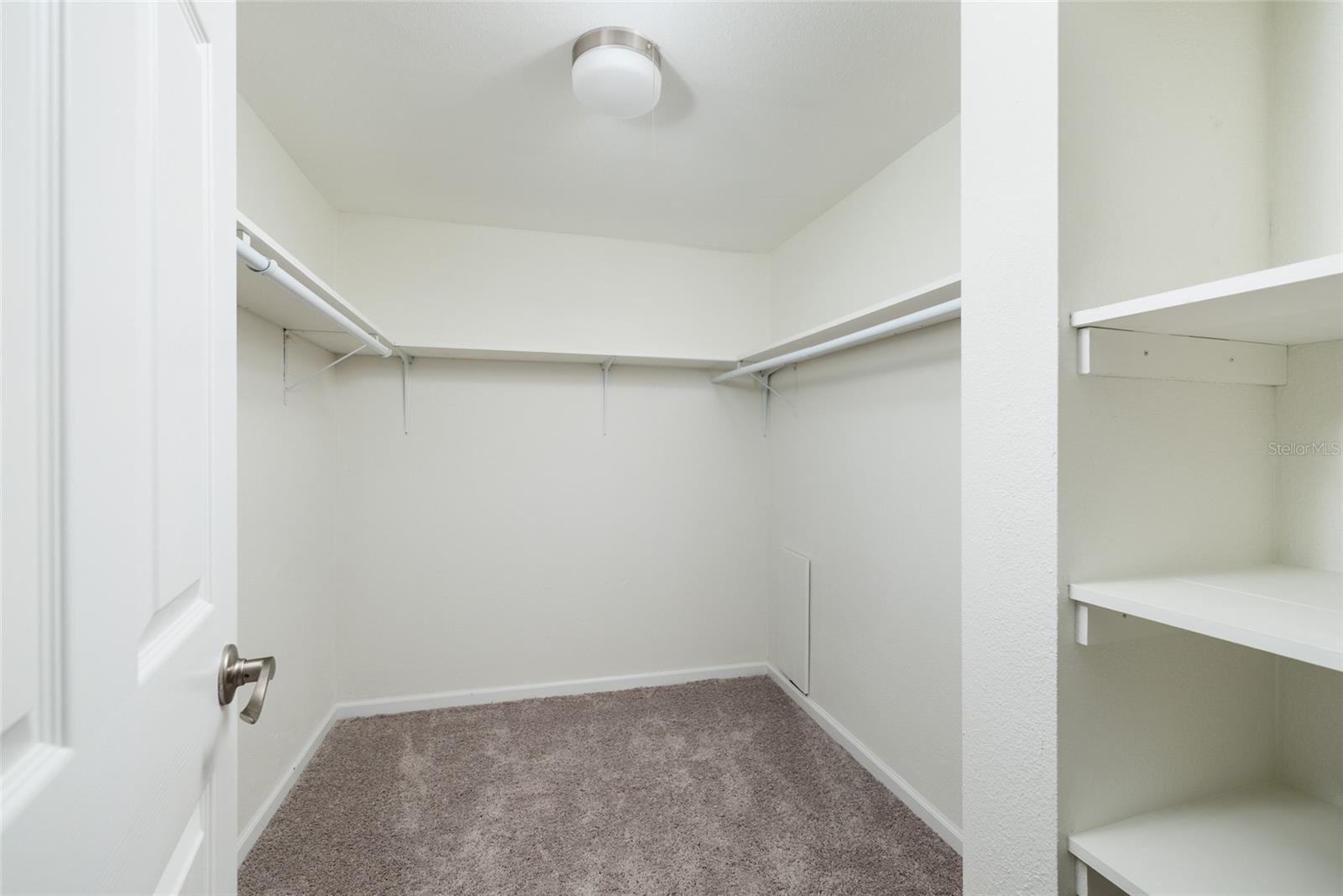 SYLVETTE CONDO - Residential