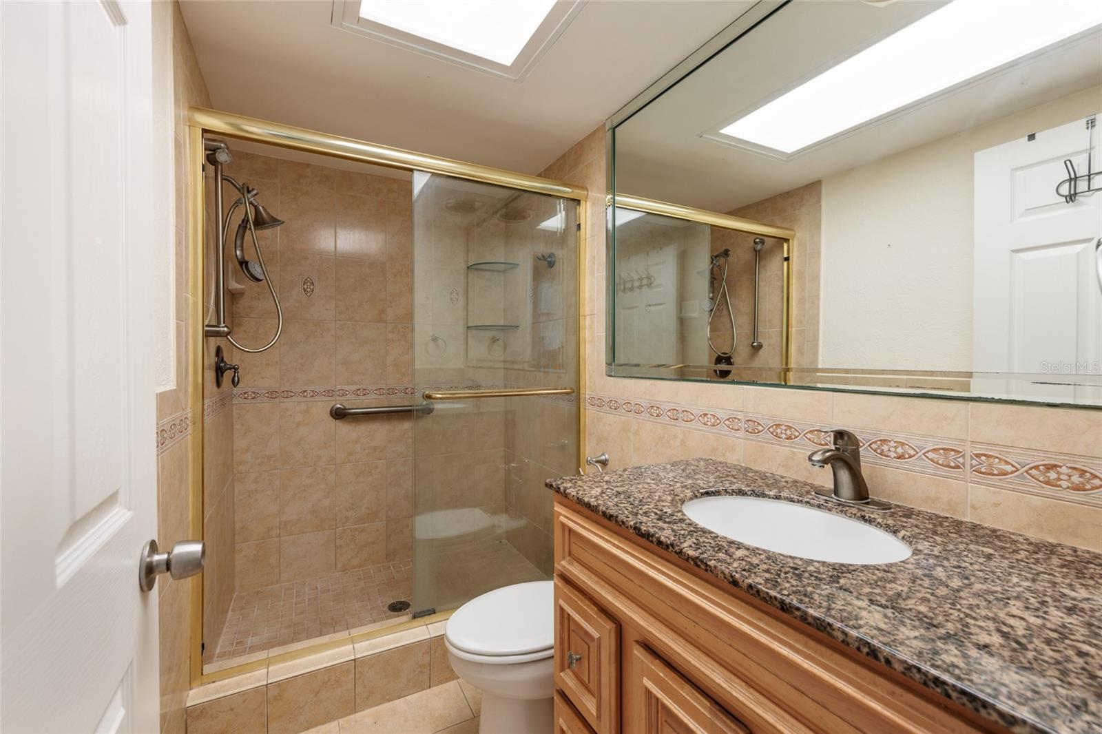 SYLVETTE CONDO - Residential