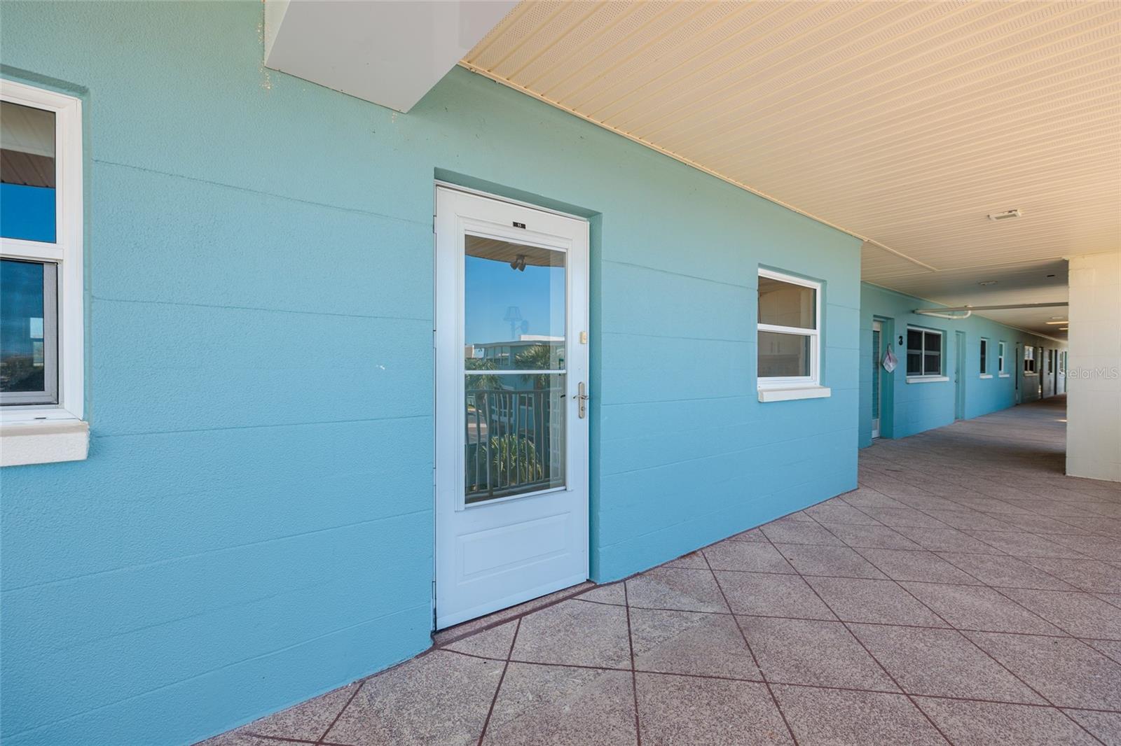 SYLVETTE CONDO - Residential