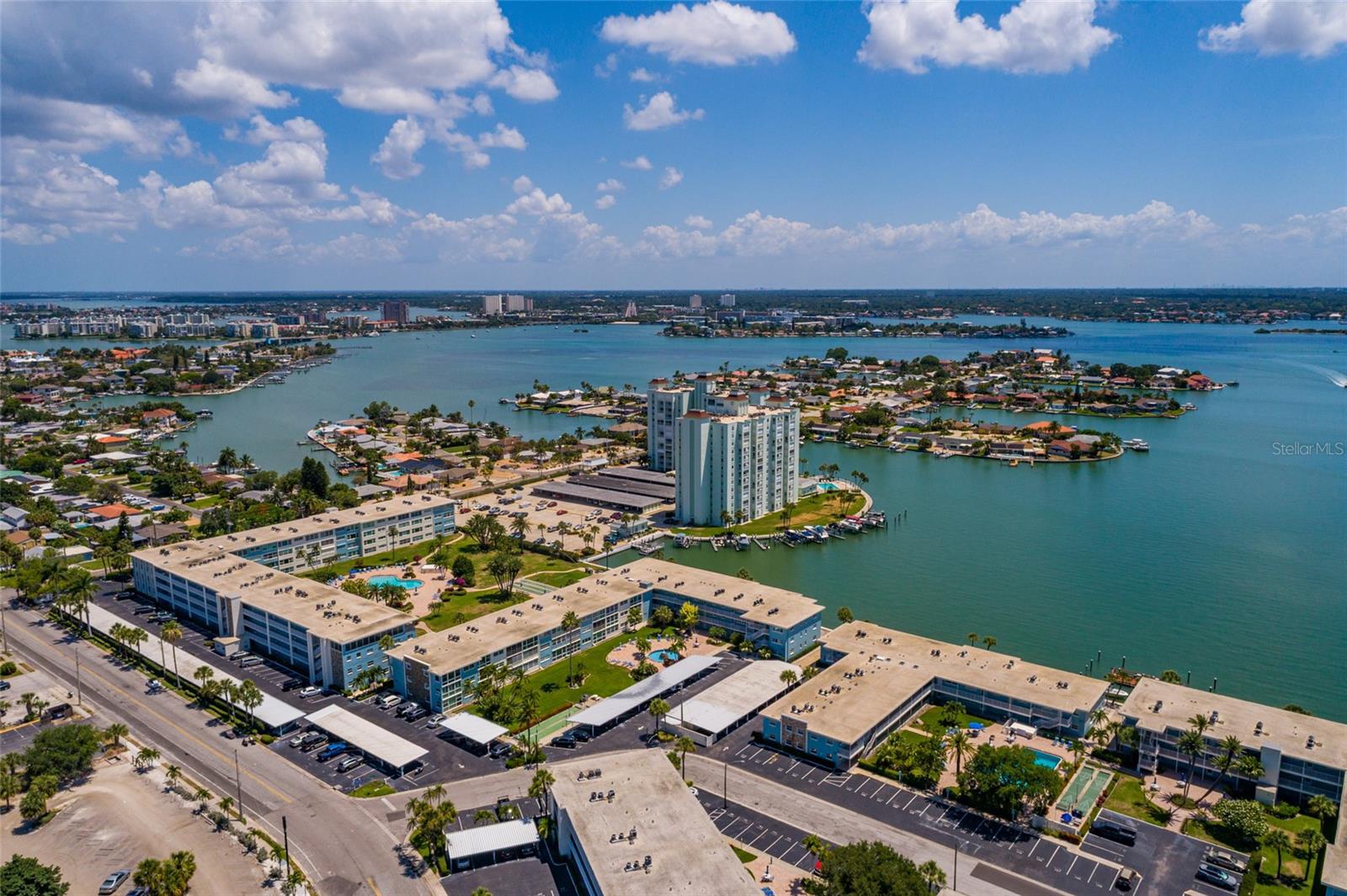 SYLVETTE CONDO - Residential