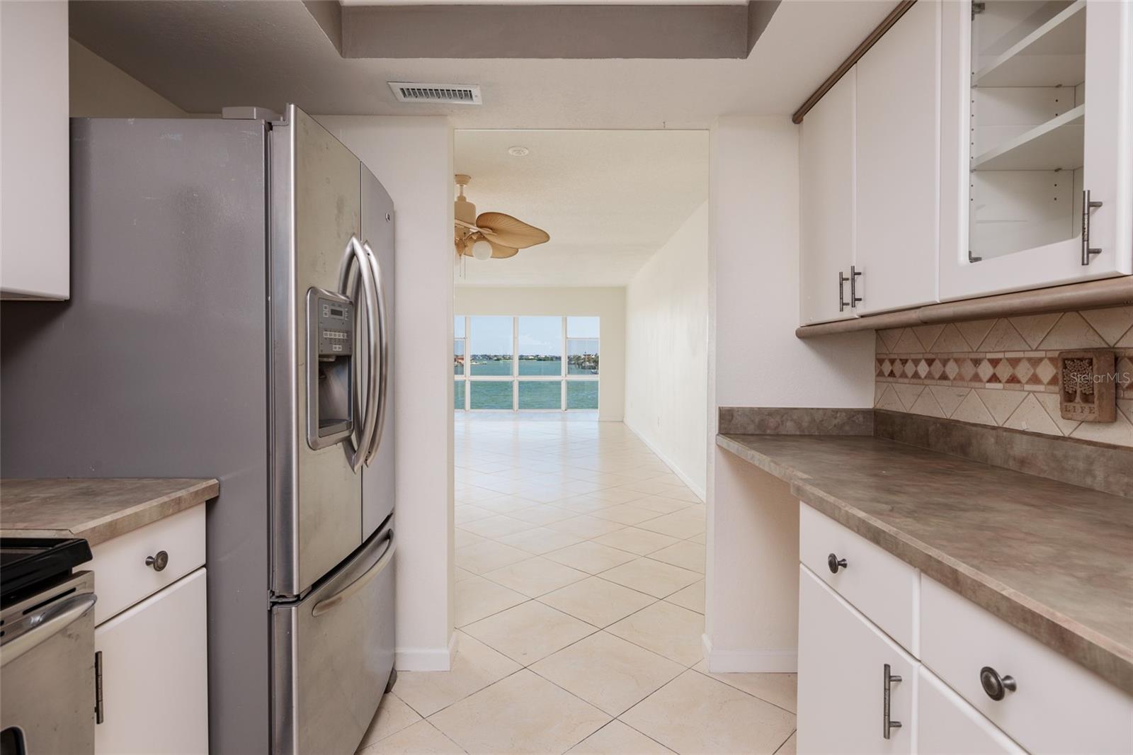 SYLVETTE CONDO - Residential