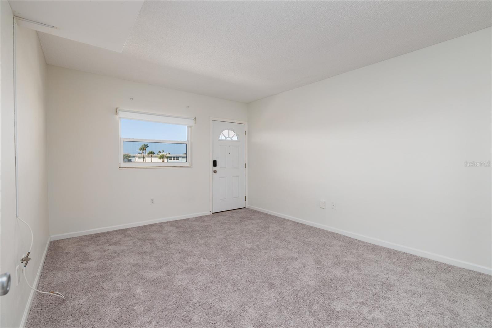 SYLVETTE CONDO - Residential