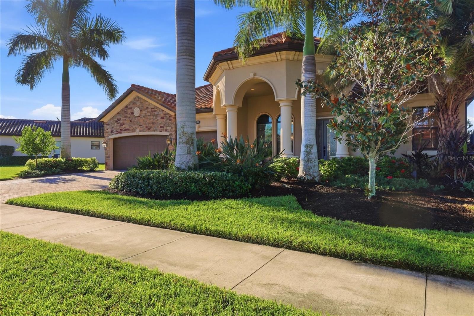 8816 RUM RUNNER PLACE