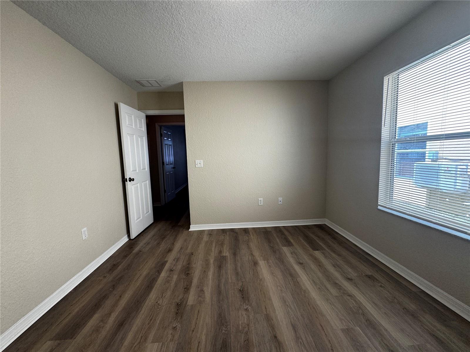 VILLAGES OF PARKWOOD - Residential Lease