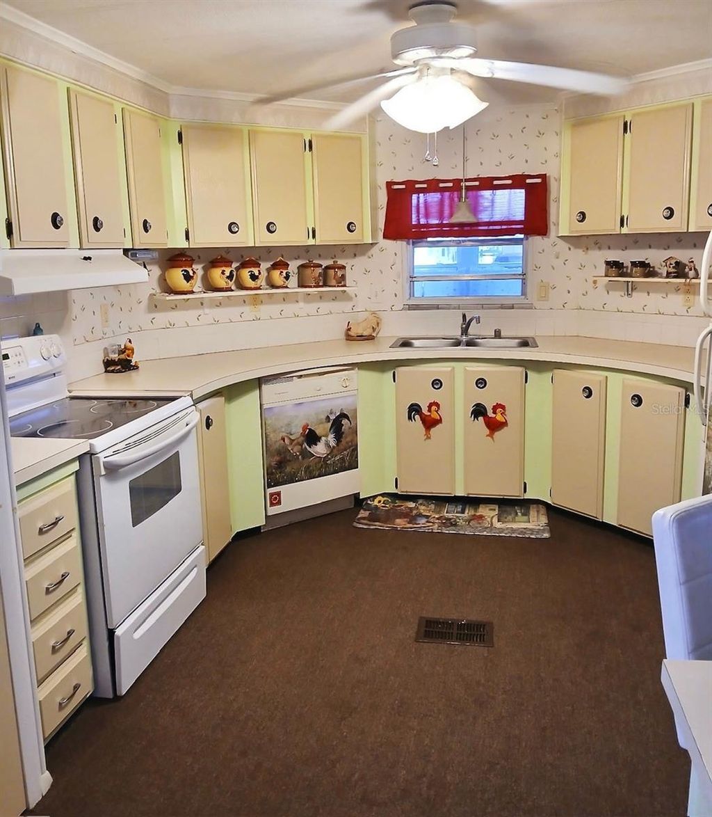 Photo of 9790 66th Street N #175, Pinellas Park, FL 33782 (MLS # TB8427528)