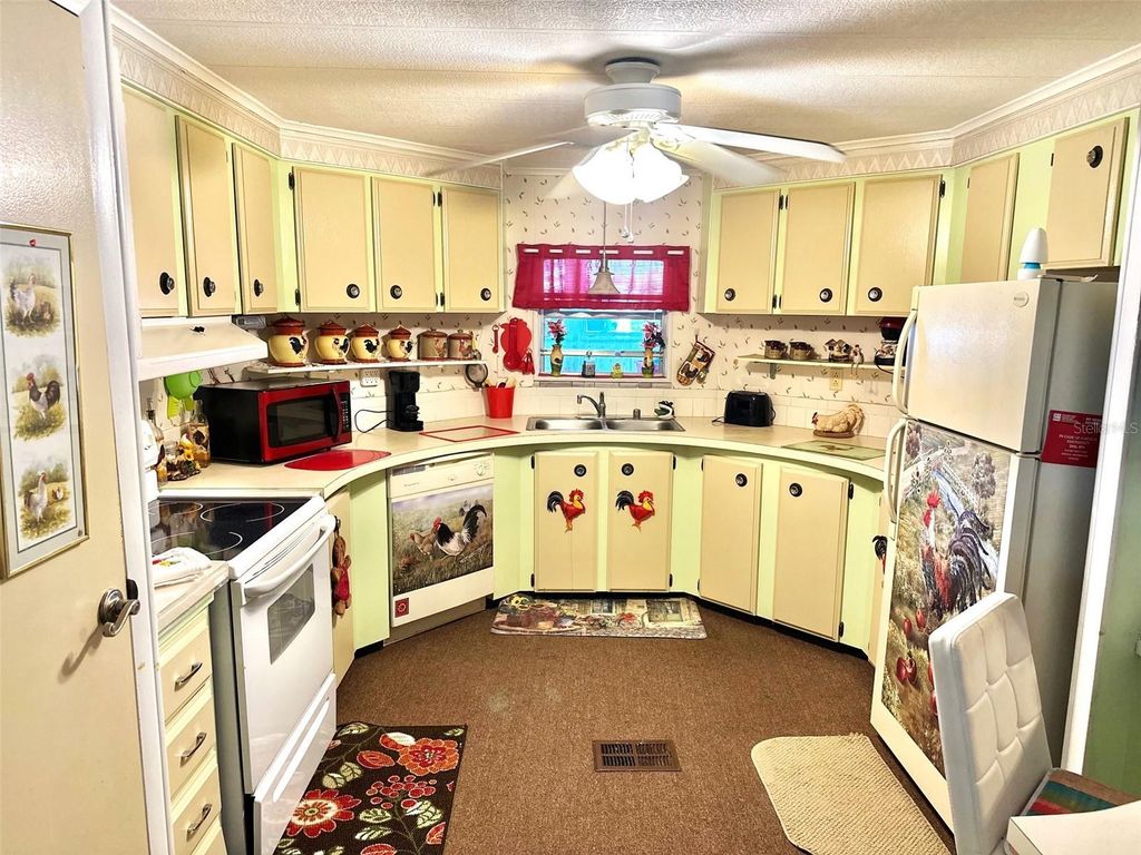 Photo of 9790 66th Street N #175, Pinellas Park, FL 33782 (MLS # TB8427528)