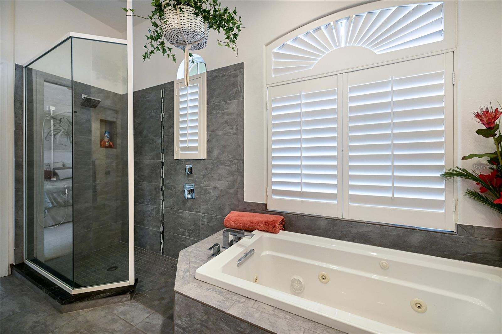 RIVERDALE REV - Residential