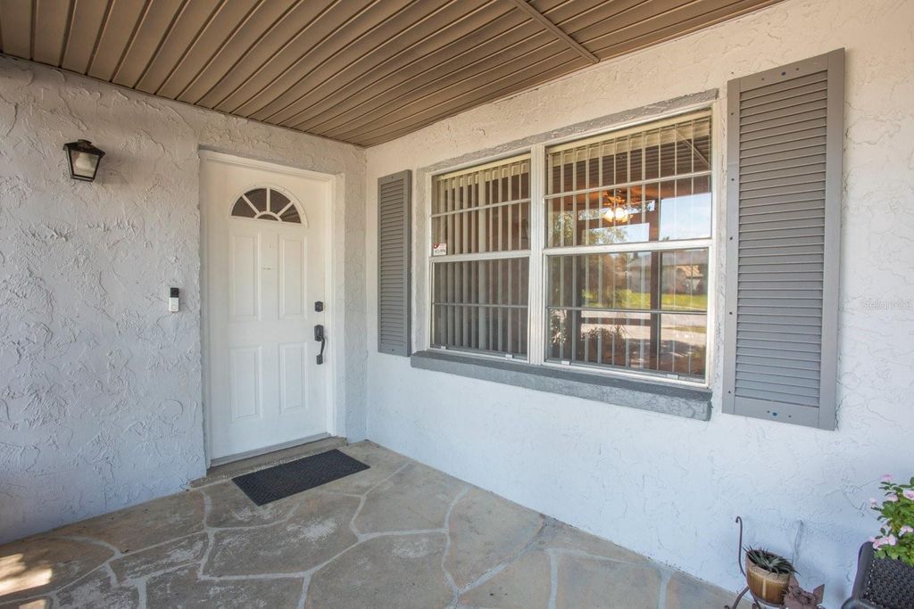 Photo of 1502 Coppertree Drive, Tarpon Springs, FL 34689 (MLS # TB8404216)