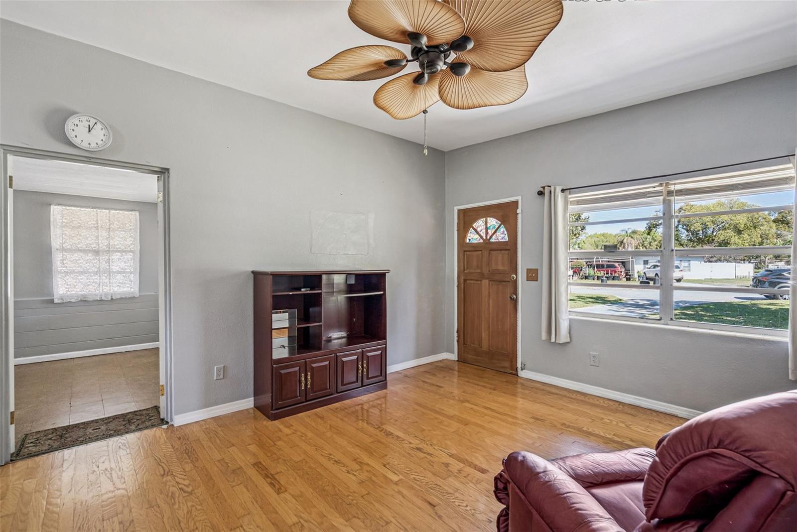 COUNTRY CLUB MANOR UNIT 3 - Residential