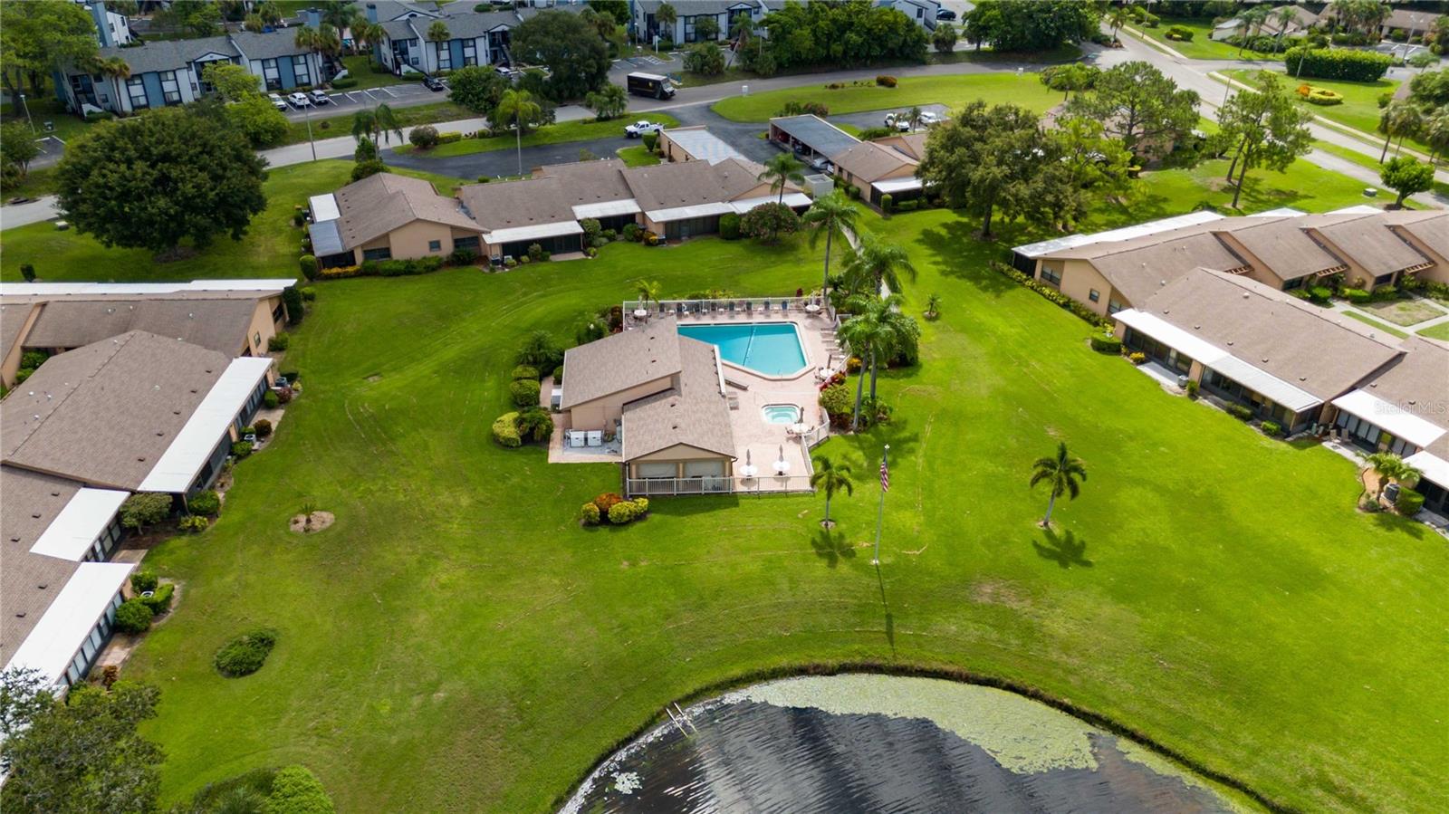 MEADOWCROFT SOUTH - Residential