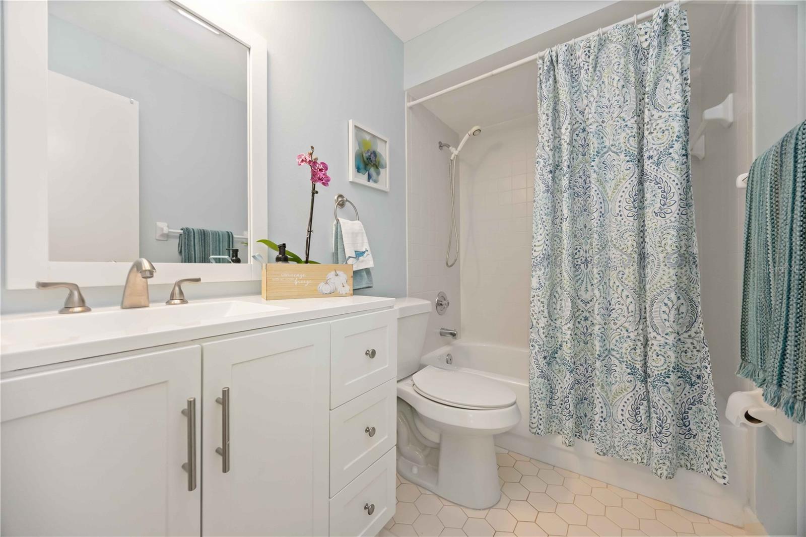 MEADOWCROFT SOUTH - Residential