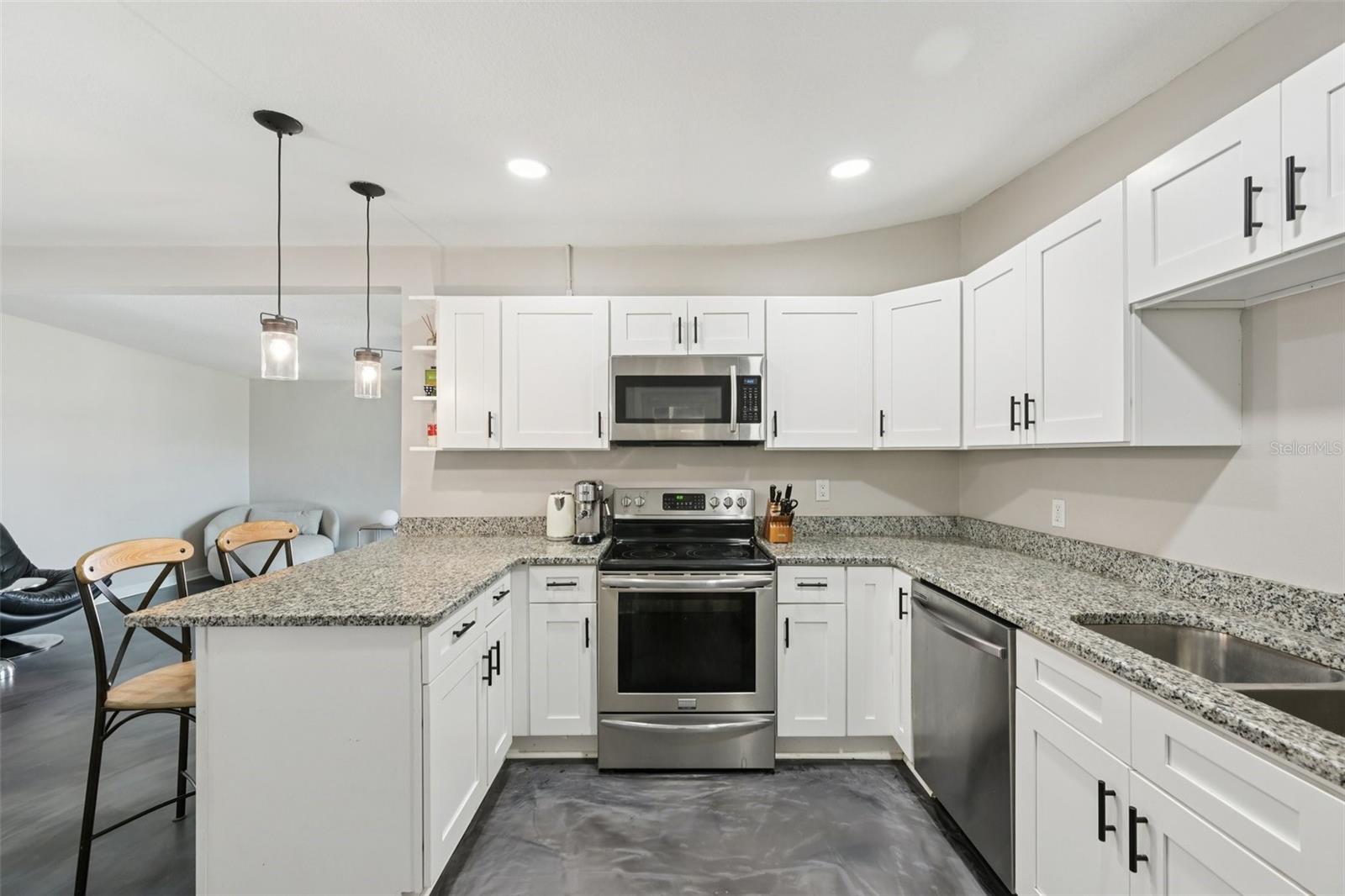 BAYSHORE GARDENS SEC 9B - Residential