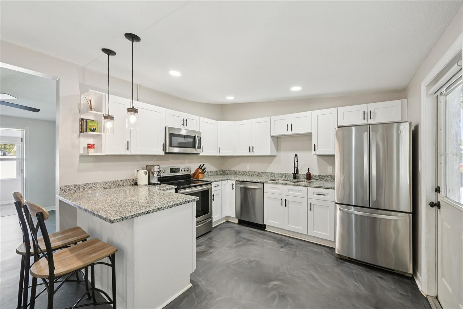 BAYSHORE GARDENS SEC 9B - Residential