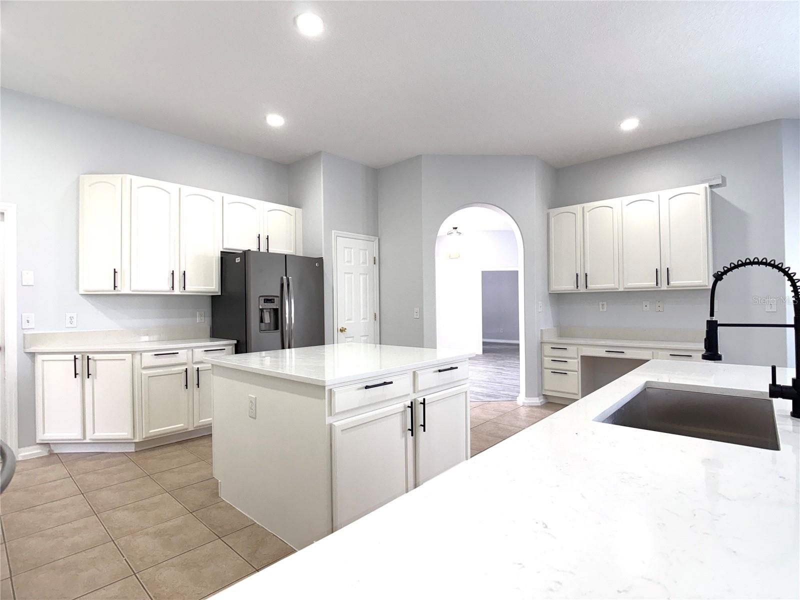 LEGACY PARK PH 01 - Residential Lease