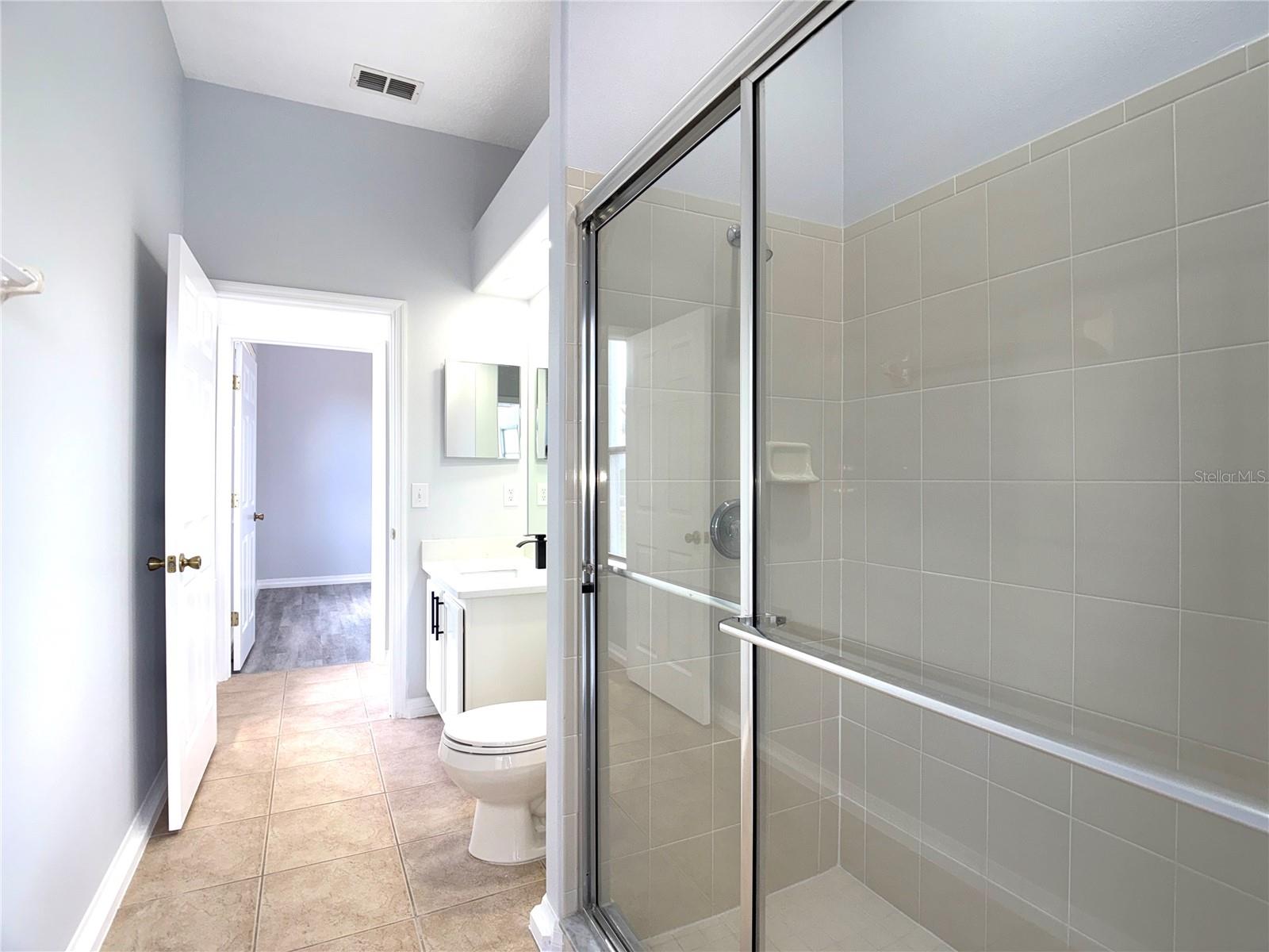 LEGACY PARK PH 01 - Residential Lease