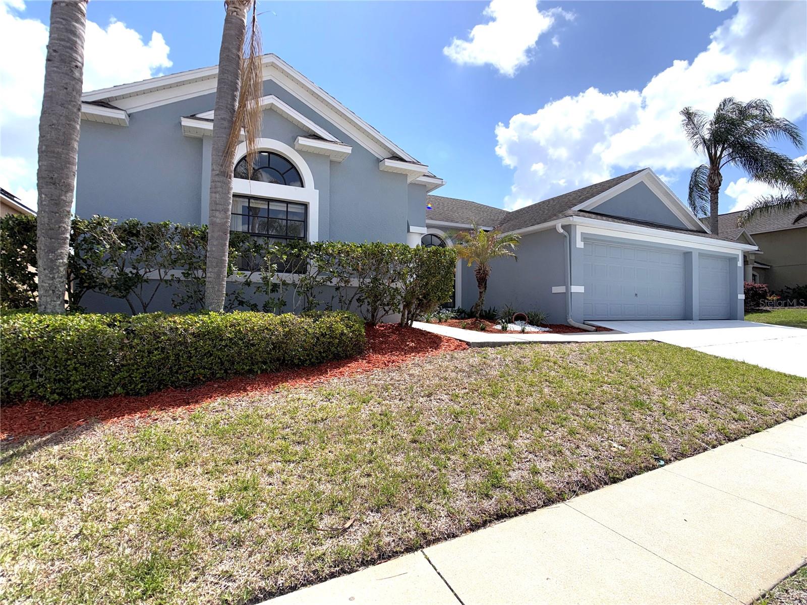 LEGACY PARK PH 01 - Residential Lease