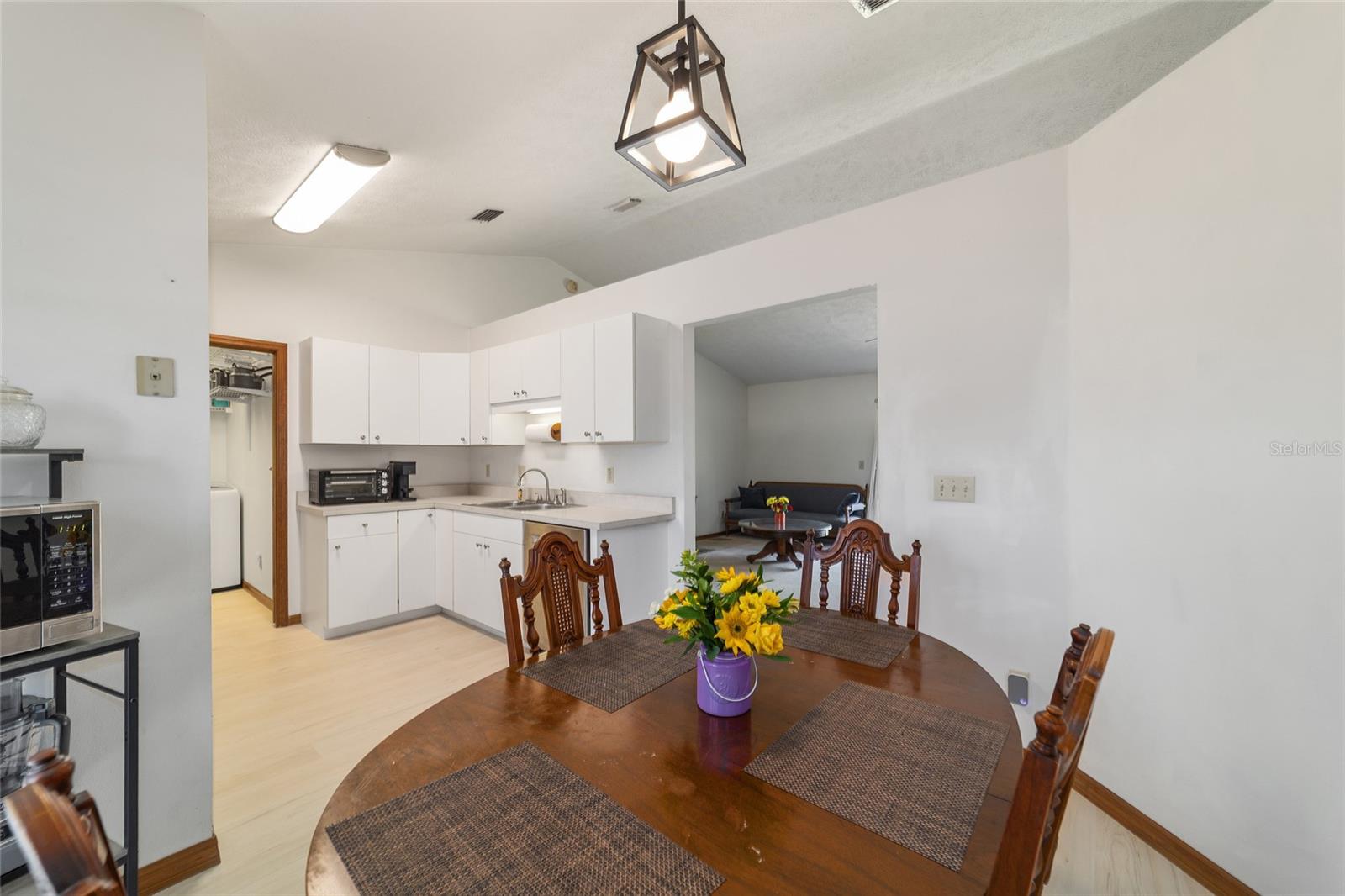 BELLEAIR - Residential