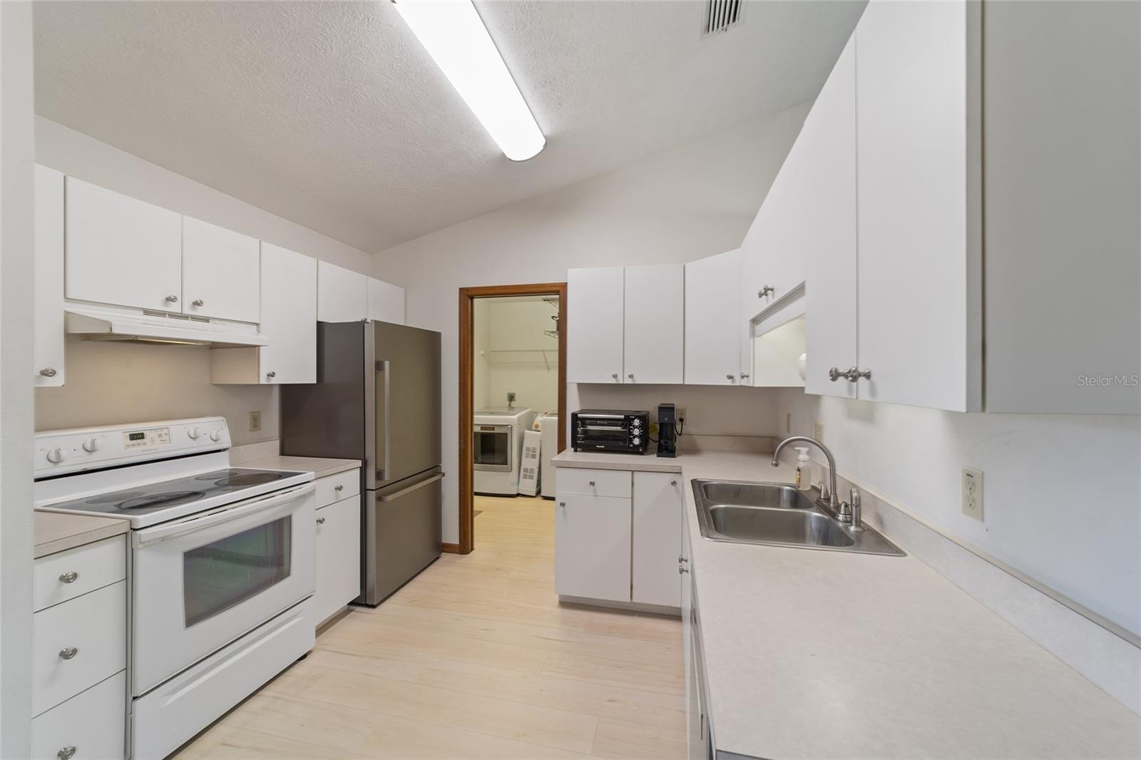 BELLEAIR - Residential